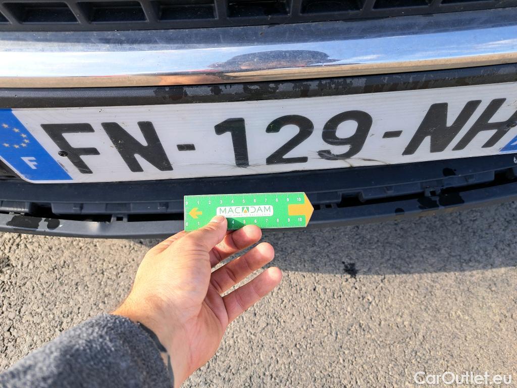  Renault  Master  III Fourgon L3H2 3 5 Grand Confort dCi 135CV BVM6 E6dT 7 PLACES #79