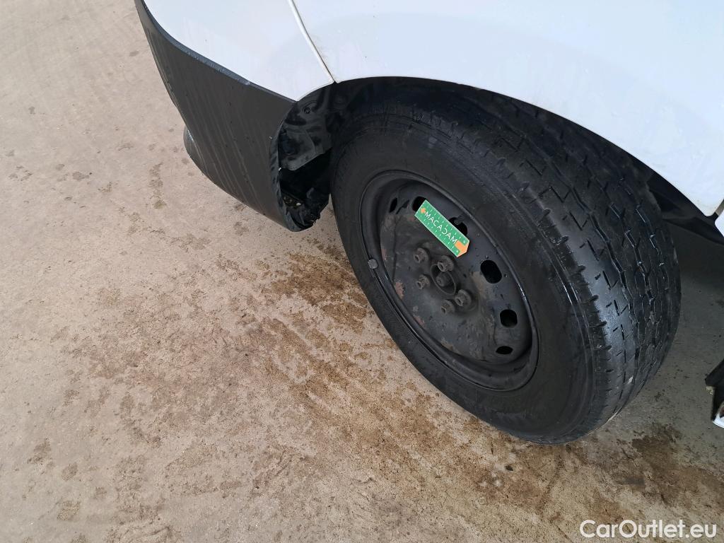  Renault  Trafic RENAULT  / 2019 / 4P / Fourgon tole NV FG GCF L1H1 1200 dCi 120 #20