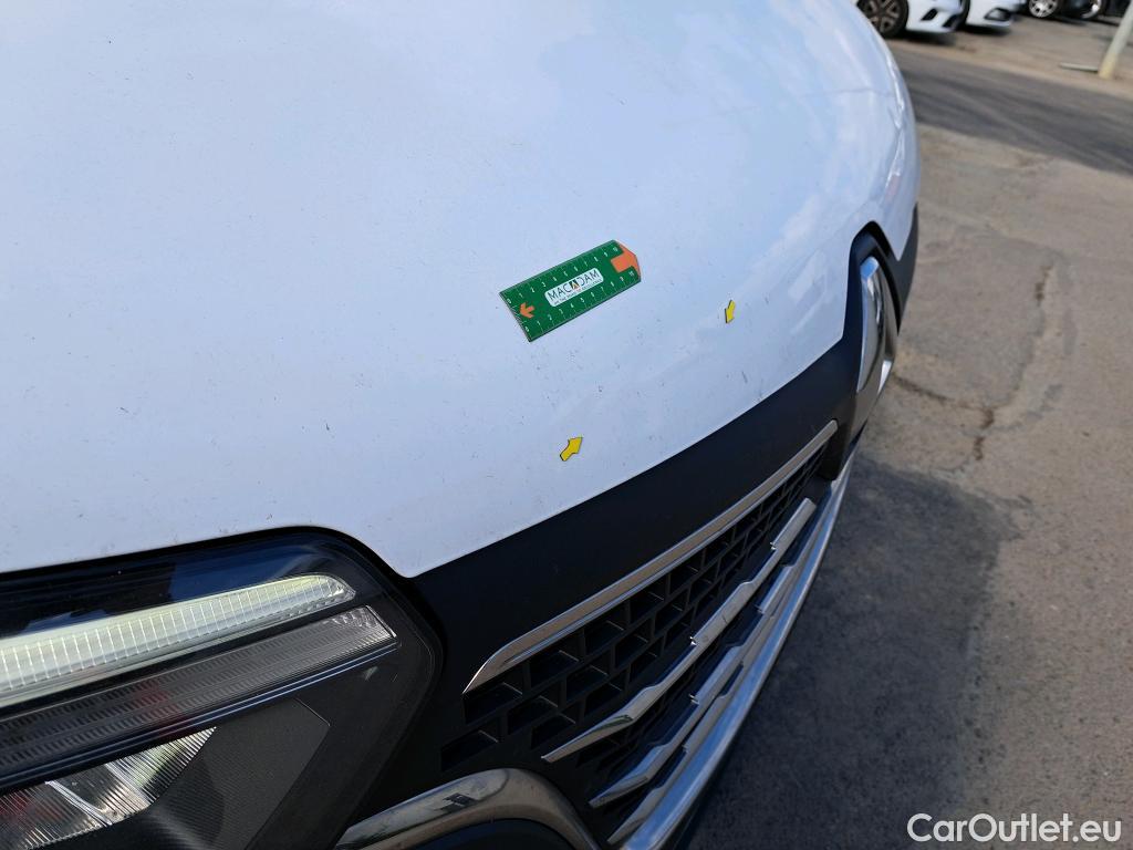  Renault  Master  III Fourgon L3H2 3 5 Grand Confort dCi 135CV BVM6 E6dT 7 PLACES #20