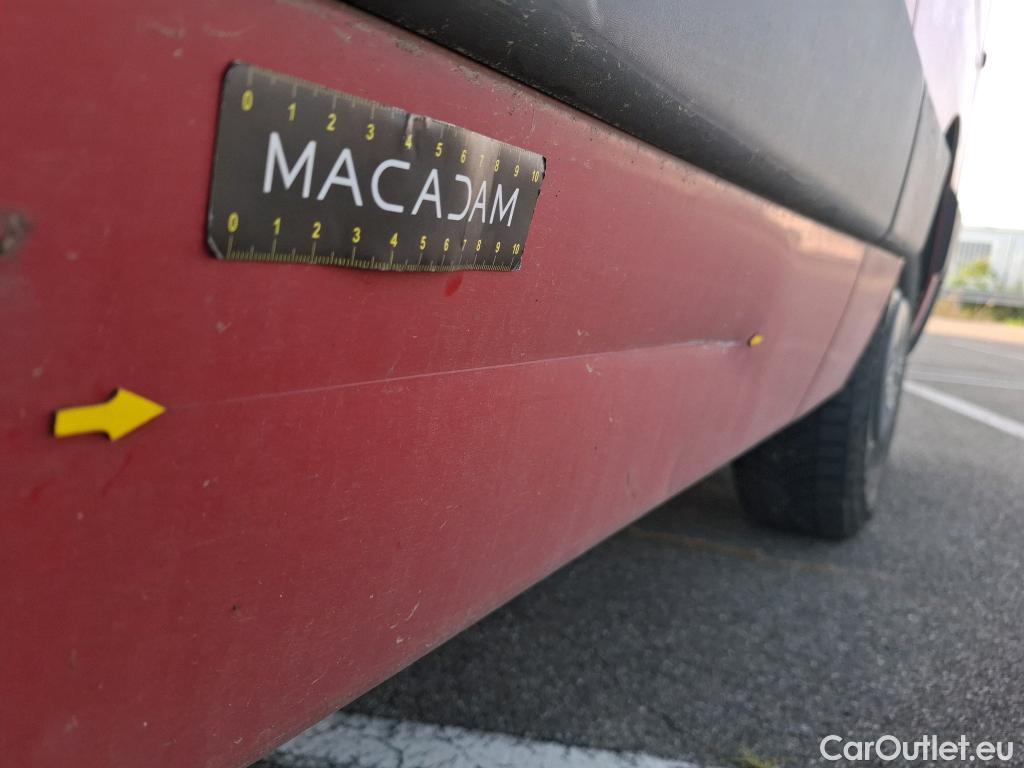  Renault  Master  III Fourgon L2H2 3 5 Grand Confort dCi 130CV BVM6 E6 #2