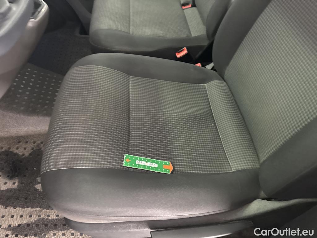  Volkswagen  Transporter VOLKSWAGEN  / 2019 / 4P / Fourgon tôlé 2.0 TDi 110 L1H1 Business #16