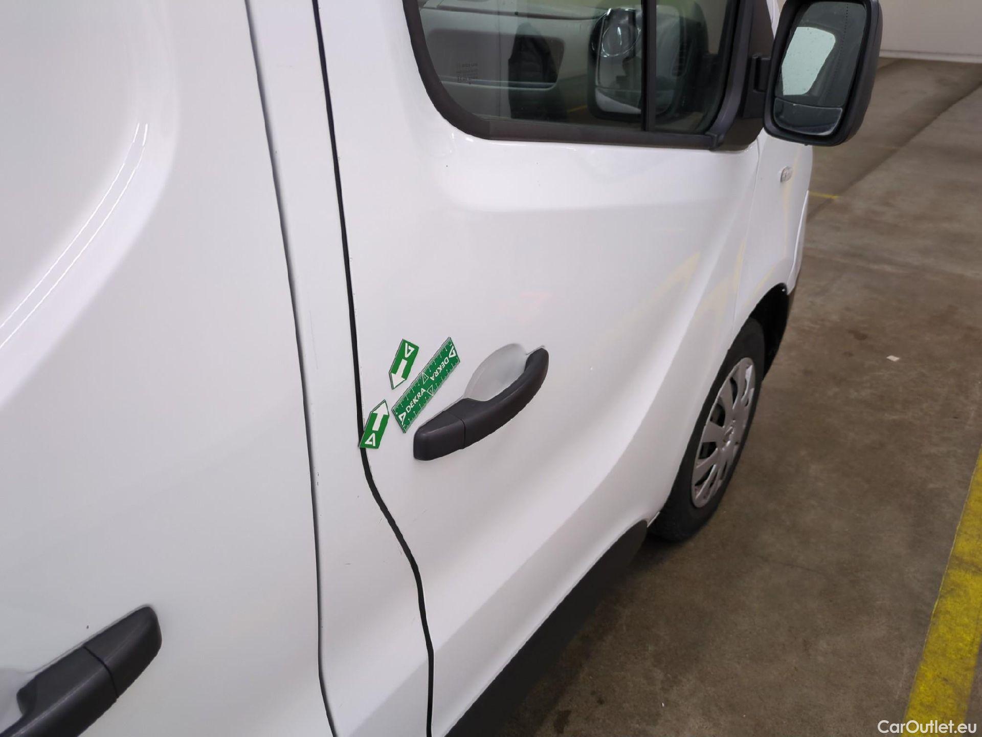  Renault  Trafic  Furgon Grand Confort L1H1 1000 1.6 dCi 120CV BVM6 E6 #32