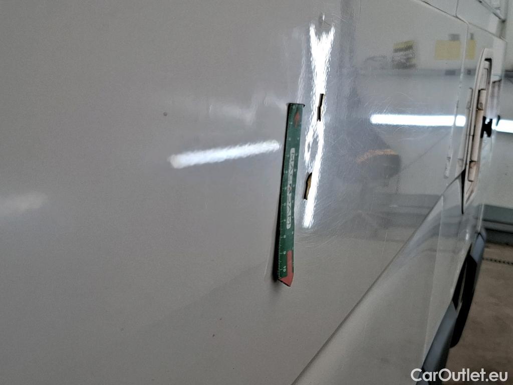  Renault  Master RENAULT  VU 4p Fourgon Gd Conf F3500 L2H2 dCi 125 #10