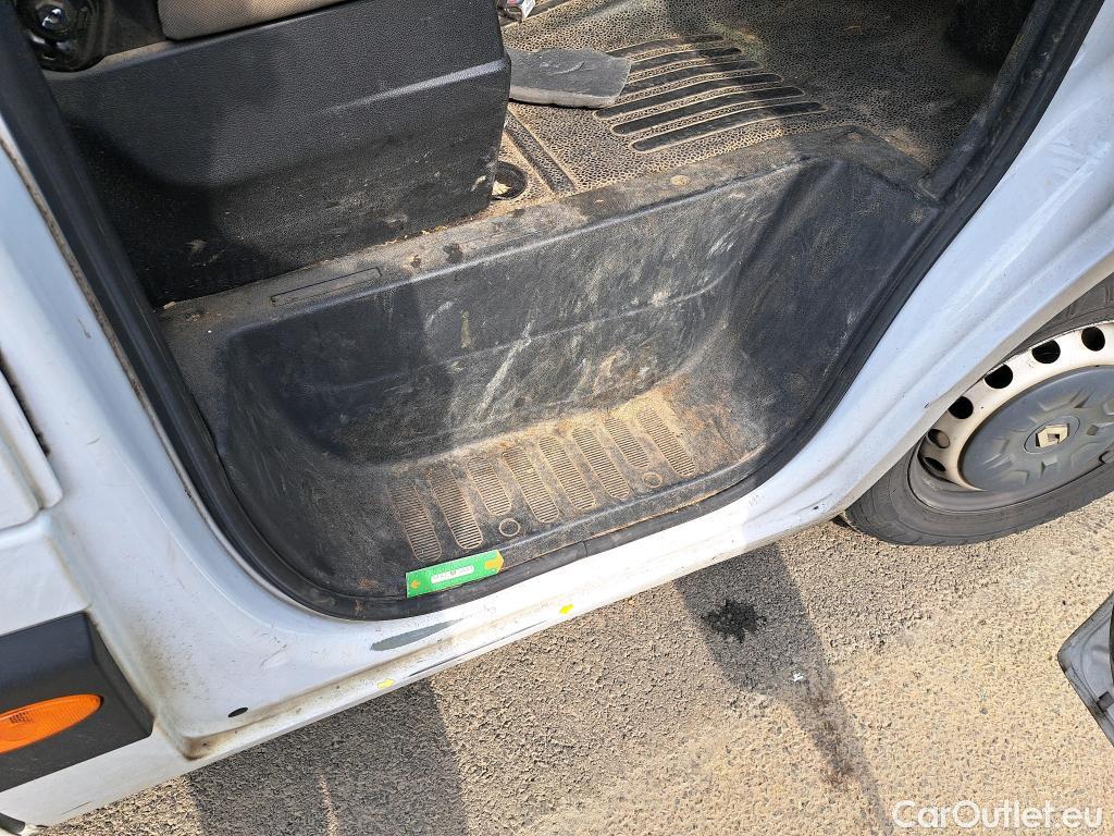  Renault  Master  III Fourgon L3H2 3 5 Grand Confort dCi 135CV BVM6 E6dT 7 PLACES #38
