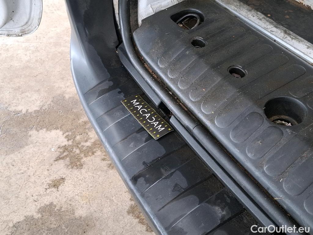  Renault  Kangoo RENAULT  Express / 2013 / 4P / Fourgonnette Gd Volume ExtraRLink - Blue dCi 95 #26