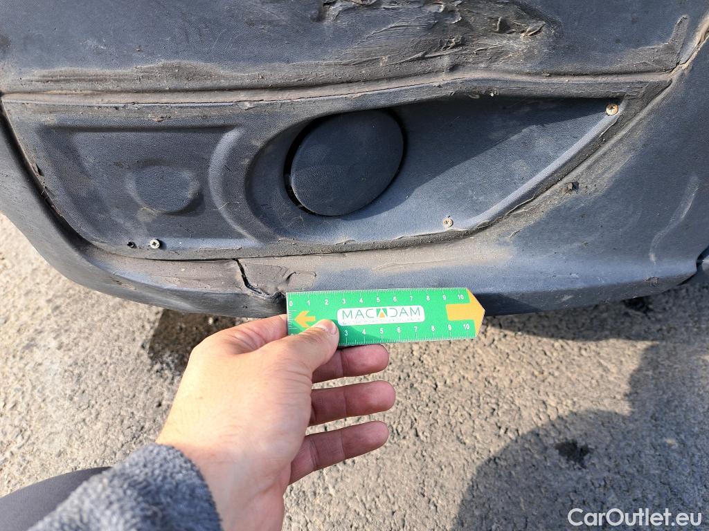  Renault  Master  III Fourgon L3H2 3 5 Grand Confort dCi 135CV BVM6 E6dT 7 PLACES #27