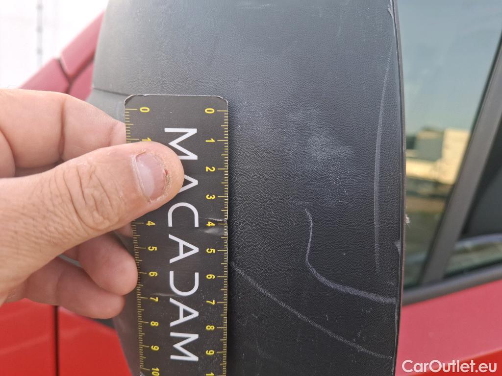  Renault  Master  III Fourgon L2H2 3 5 Grand Confort dCi 130CV BVM6 E6 #89