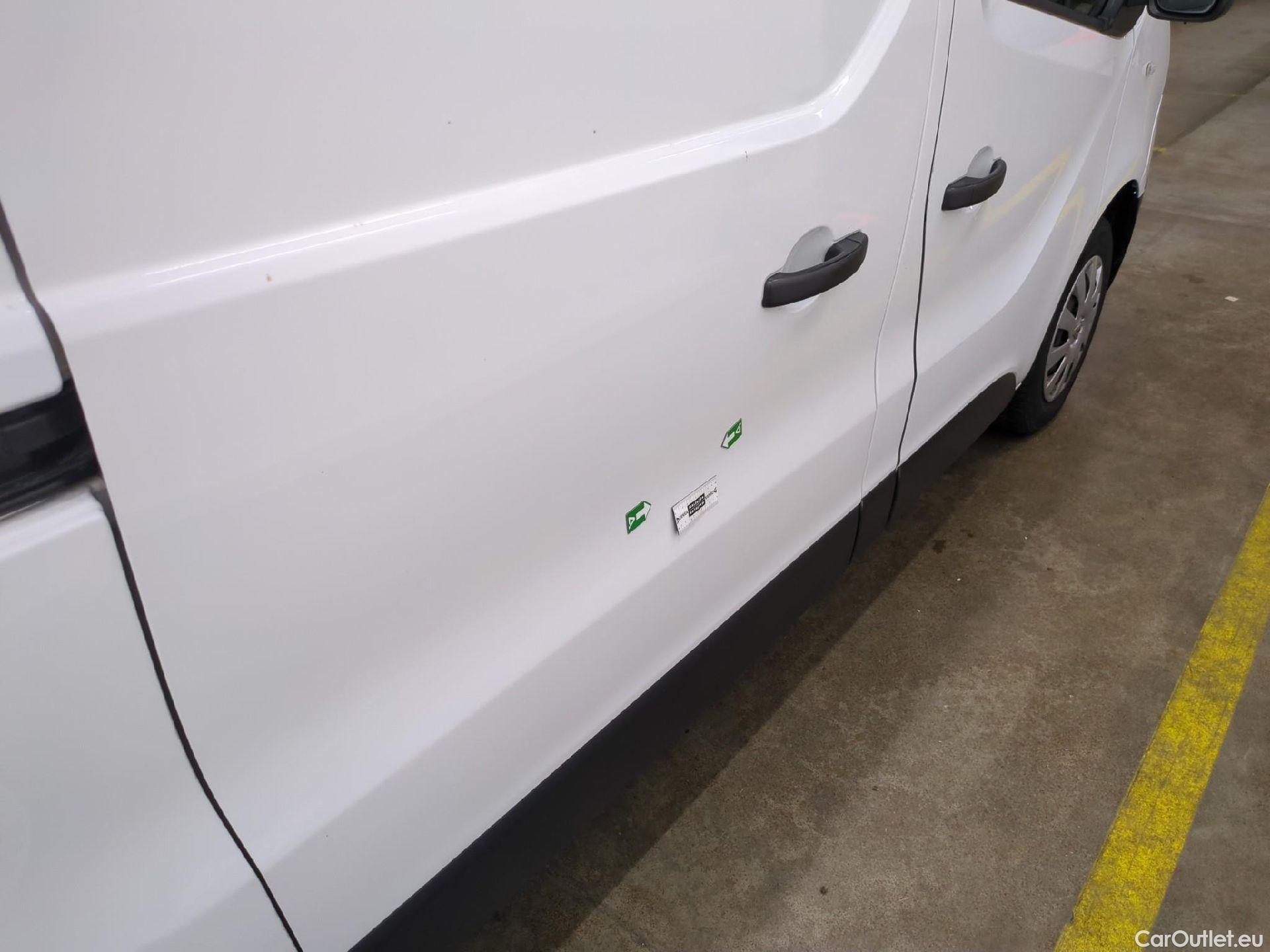  Renault  Trafic  Furgon Grand Confort L1H1 1000 1.6 dCi 120CV BVM6 E6 #30