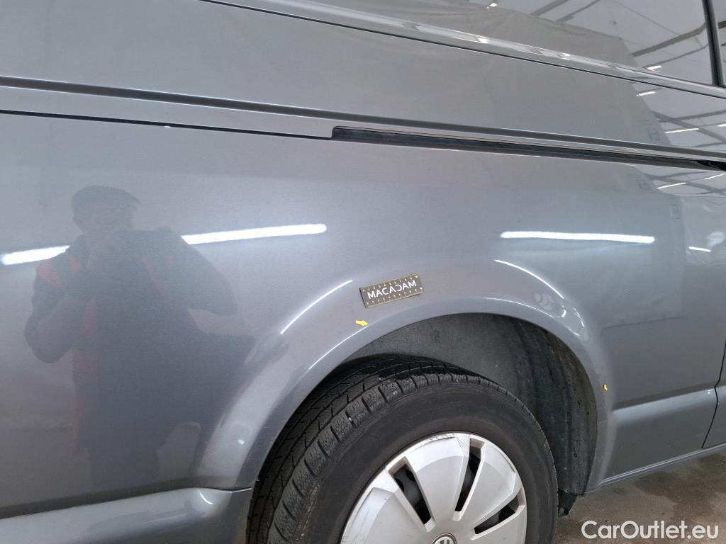  Volkswagen  Transporter VOLKSWAGEN  ProCab / 2019 / 4P / Fourgon tôlé 2.0 TDi 150 DSG7 L2H1 Confort #1