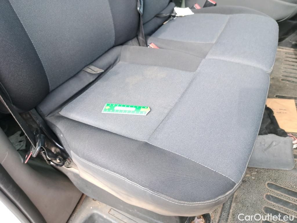  Renault  Master  III Fourgon L3H2 3 5 Grand Confort dCi 135CV BVM6 E6dT 7 PLACES #75