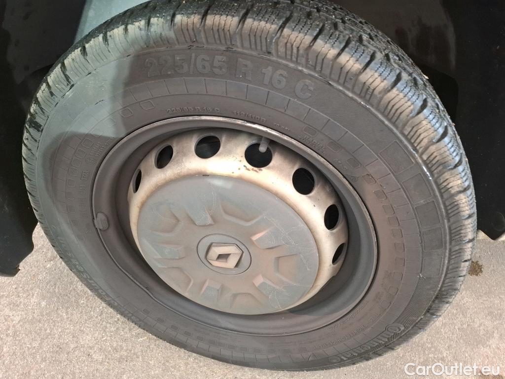  Renault  Master RENAULT  VU 4p Fourgon FG GCf TracF3500 L2H2 Energy dCi135 #28