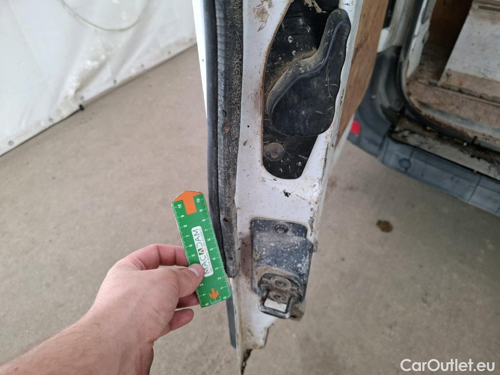  Renault  Master RENAULT  VU 4p Fourgon Gd Conf F3500 L2H2 dCi 125 #59