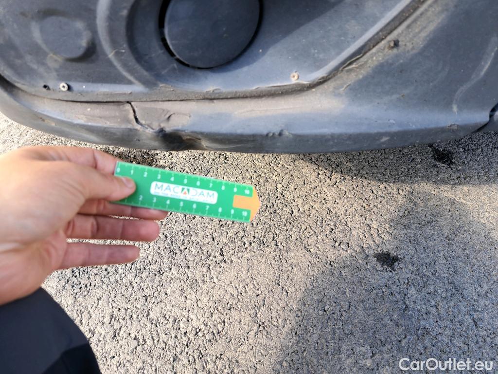  Renault  Master  III Fourgon L3H2 3 5 Grand Confort dCi 135CV BVM6 E6dT 7 PLACES #28