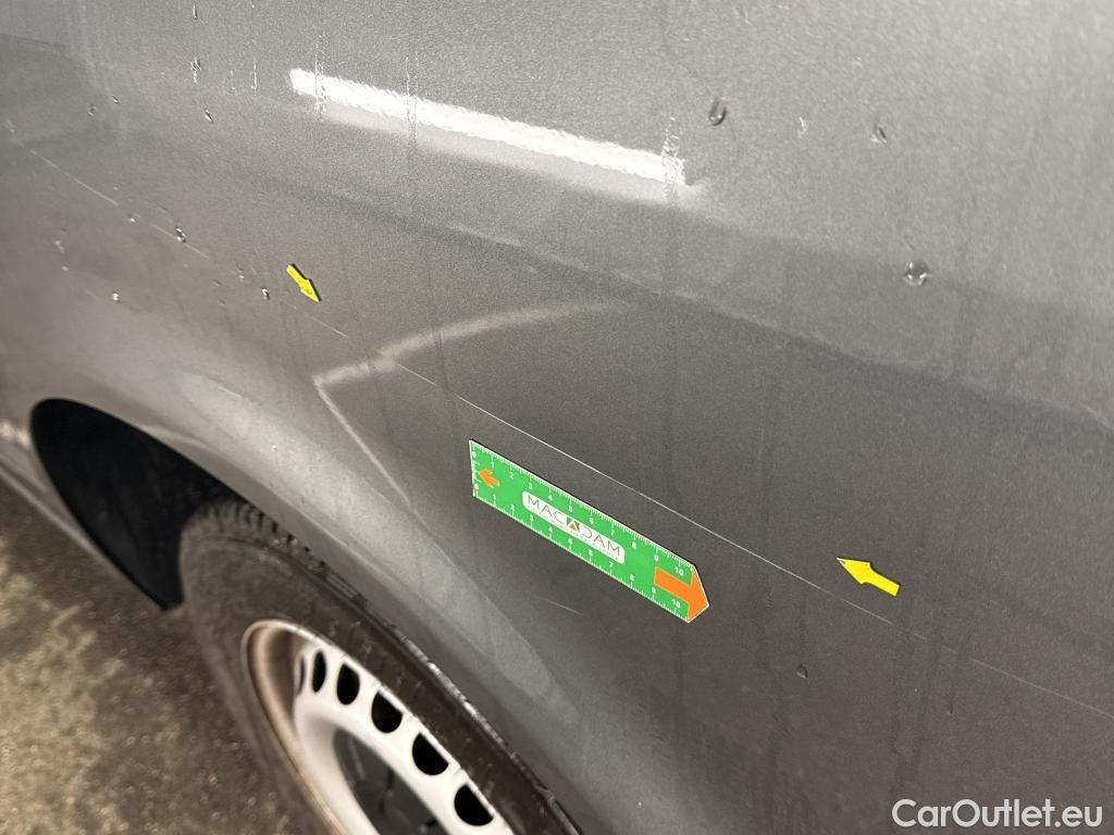  Volkswagen  Transporter VOLKSWAGEN  / 2019 / 4P / Fourgon tôlé 2.0 TDi 110 L1H1 Business #4