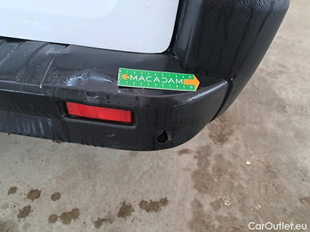  Renault  Trafic RENAULT  / 2019 / 4P / Fourgon tole NV FG GCF L1H1 1200 dCi 120 #40