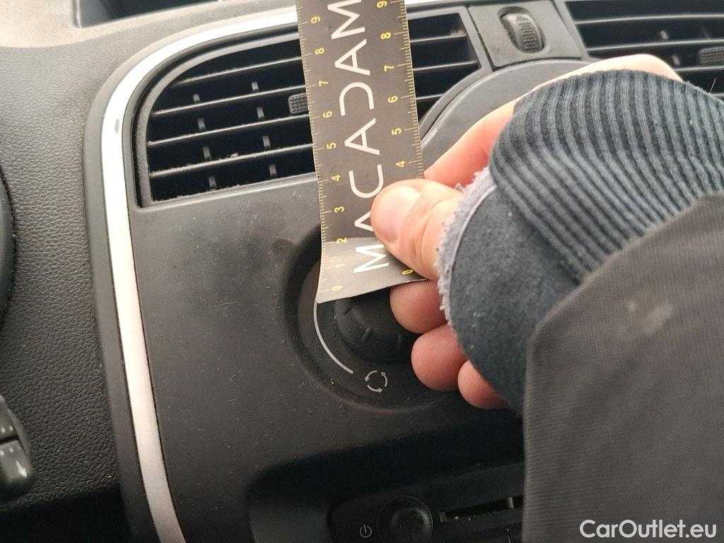  Renault  Kangoo RENAULT  Express / 2013 / 4P / Fourgonnette Gd Volume ExtraRLink - Blue dCi 95 #60