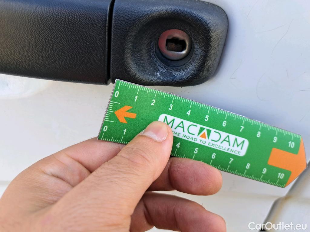  Renault  Master  III Fourgon L3H2 3 5 Grand Confort dCi 135CV BVM6 E6dT 7 PLACES #42