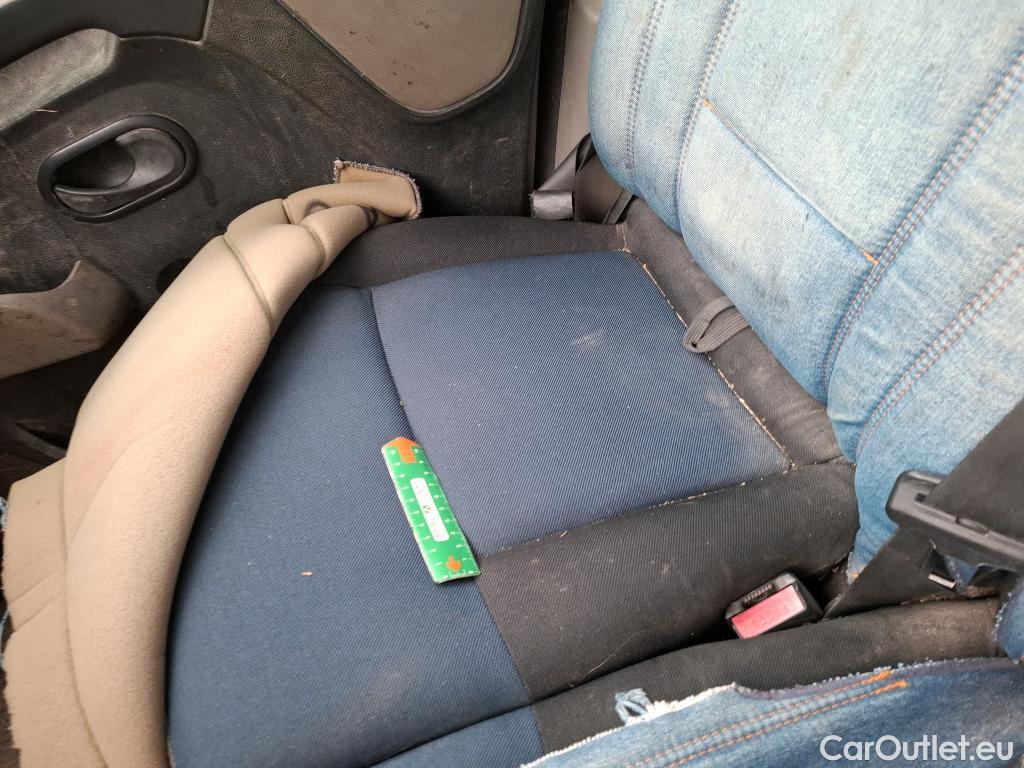  Renault  Master RENAULT  VU 4p Fourgon Gd Conf F3500 L2H2 dCi 125 #74