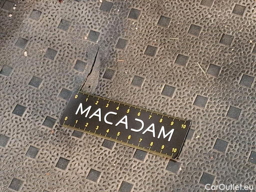  Volkswagen  Transporter VOLKSWAGEN  ProCab / 2019 / 4P / Fourgon tôlé 2.0 TDi 150 DSG7 L2H1 Confort #16