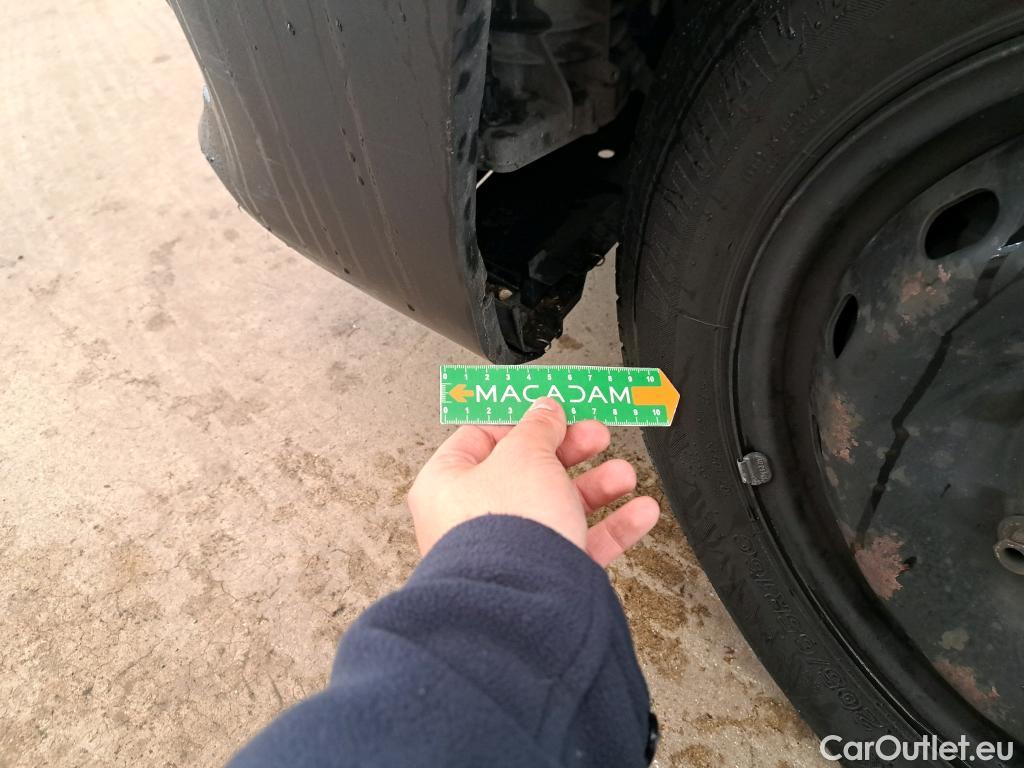  Renault  Trafic RENAULT  / 2019 / 4P / Fourgon tole NV FG GCF L1H1 1200 dCi 120 #21