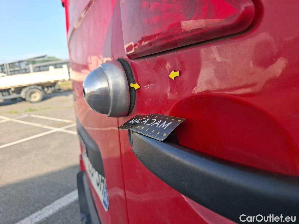  Renault  Master  III Fourgon L2H2 3 5 Grand Confort dCi 130CV BVM6 E6 #66