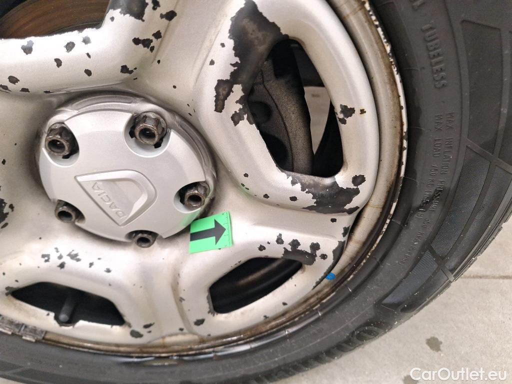  Dacia  Duster 1.5 Blue dCi 115CP Comfort 4WD #32