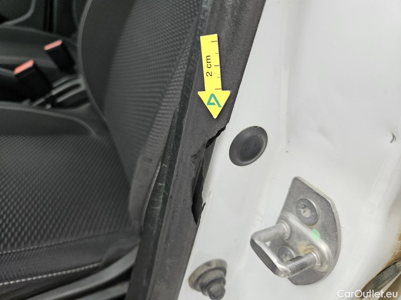  Dacia  Duster 1.5 Blue dCi 115CP Comfort 4WD #4