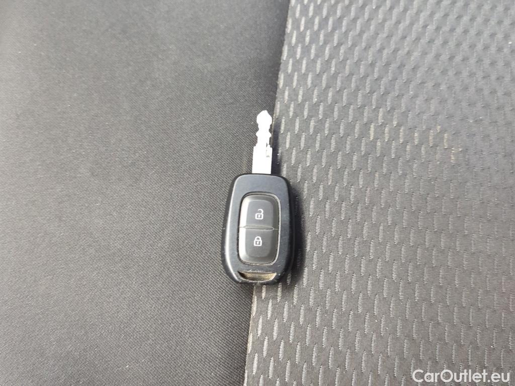  Dacia  Duster 1.5 Blue dCi 115CP Comfort 4WD #5