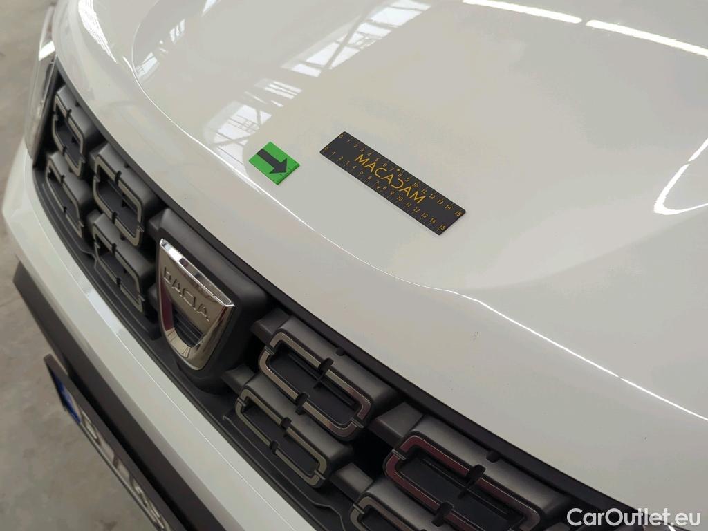  Dacia  Duster 1.5 Blue dCi 115CP Comfort 4WD #21