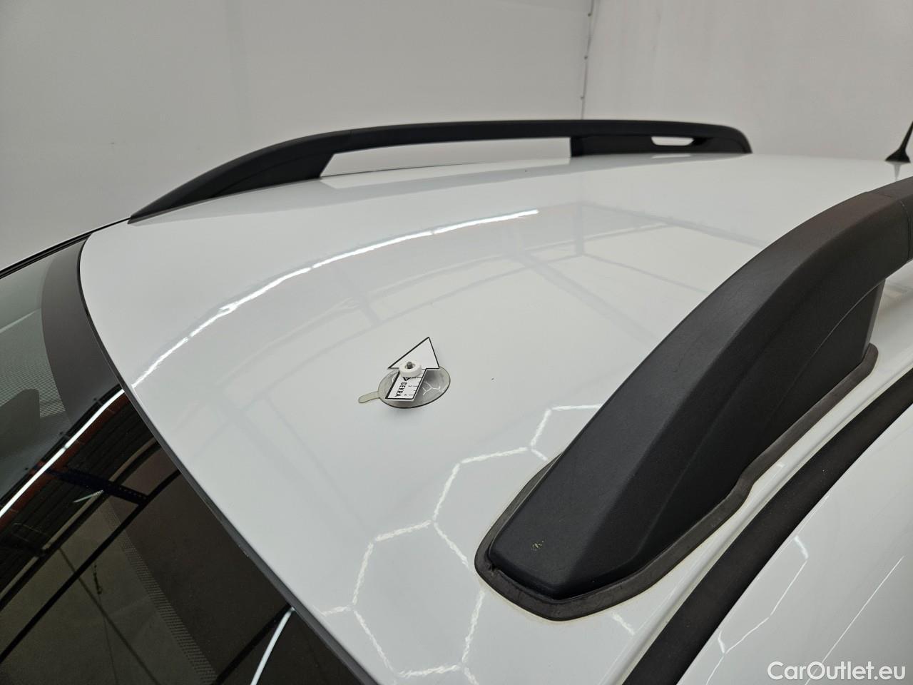  Dacia  Duster 1.5 Blue dCi 115CP Comfort 4WD #47