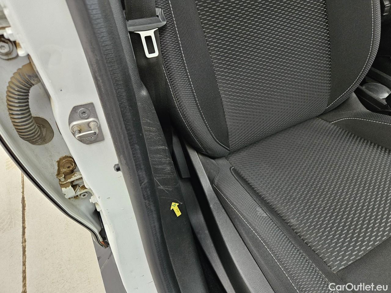  Dacia  Duster 1.5 Blue dCi 115CP Comfort 4WD #62