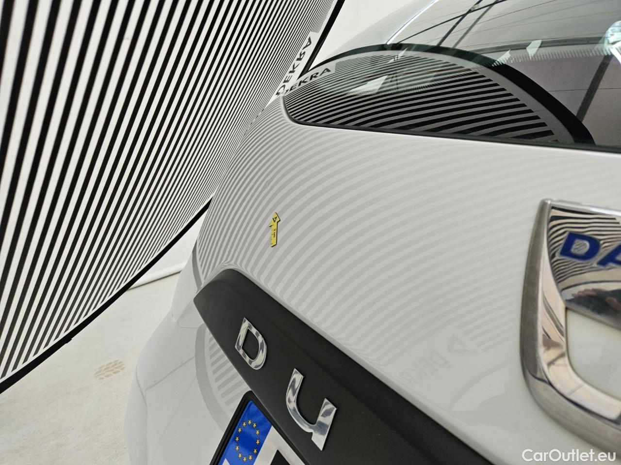  Dacia  Duster 1.5 Blue dCi 115CP Comfort 4WD #40