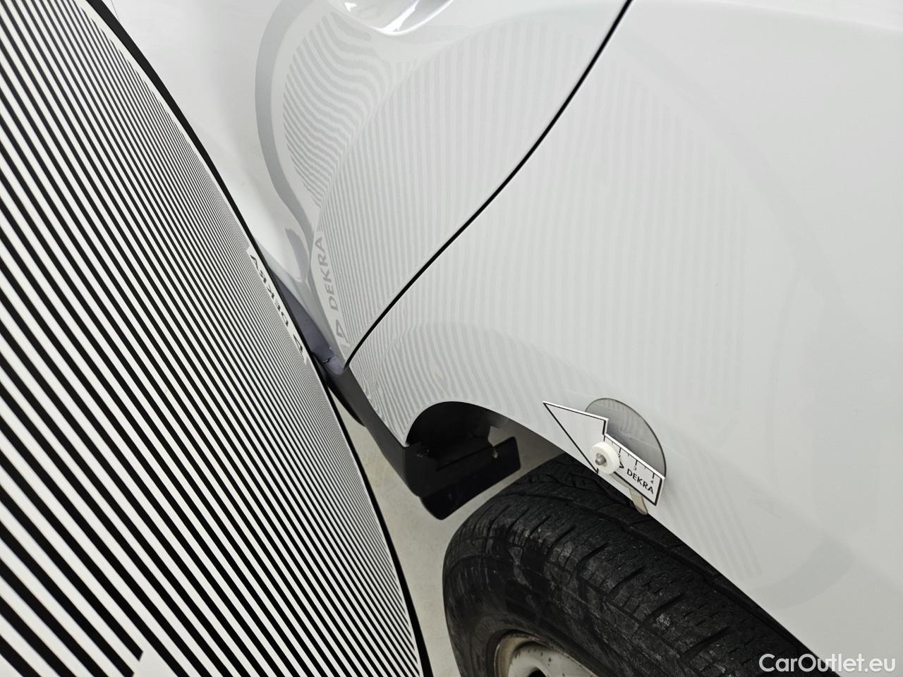  Dacia  Duster 1.5 Blue dCi 115CP Comfort 4WD #42