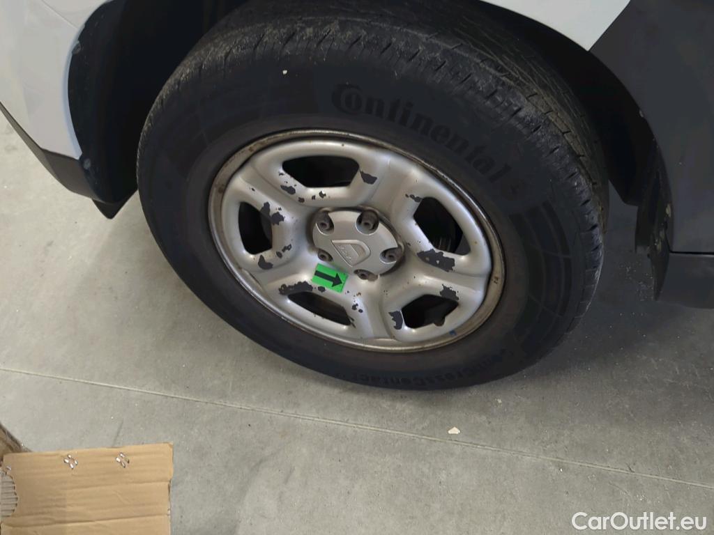  Dacia  Duster 1.5 Blue dCi 115CP Comfort 4WD #11