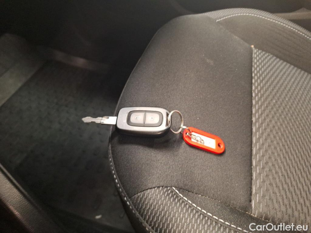  Dacia  Duster 1.5 Blue dCi 115CP Comfort 4WD #7