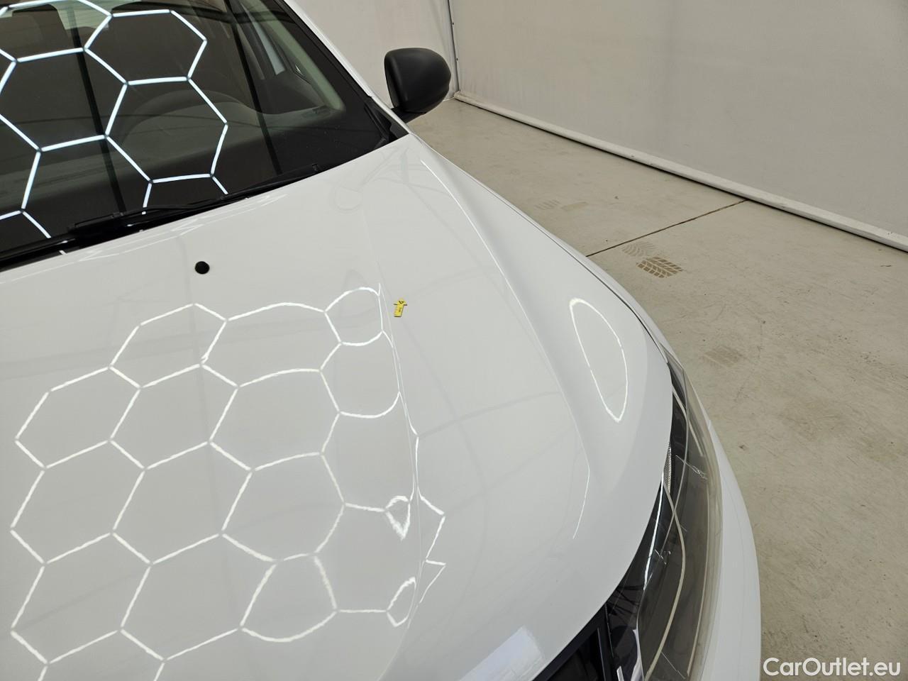  Dacia  Duster 1.5 Blue dCi 115CP Comfort 4WD #22