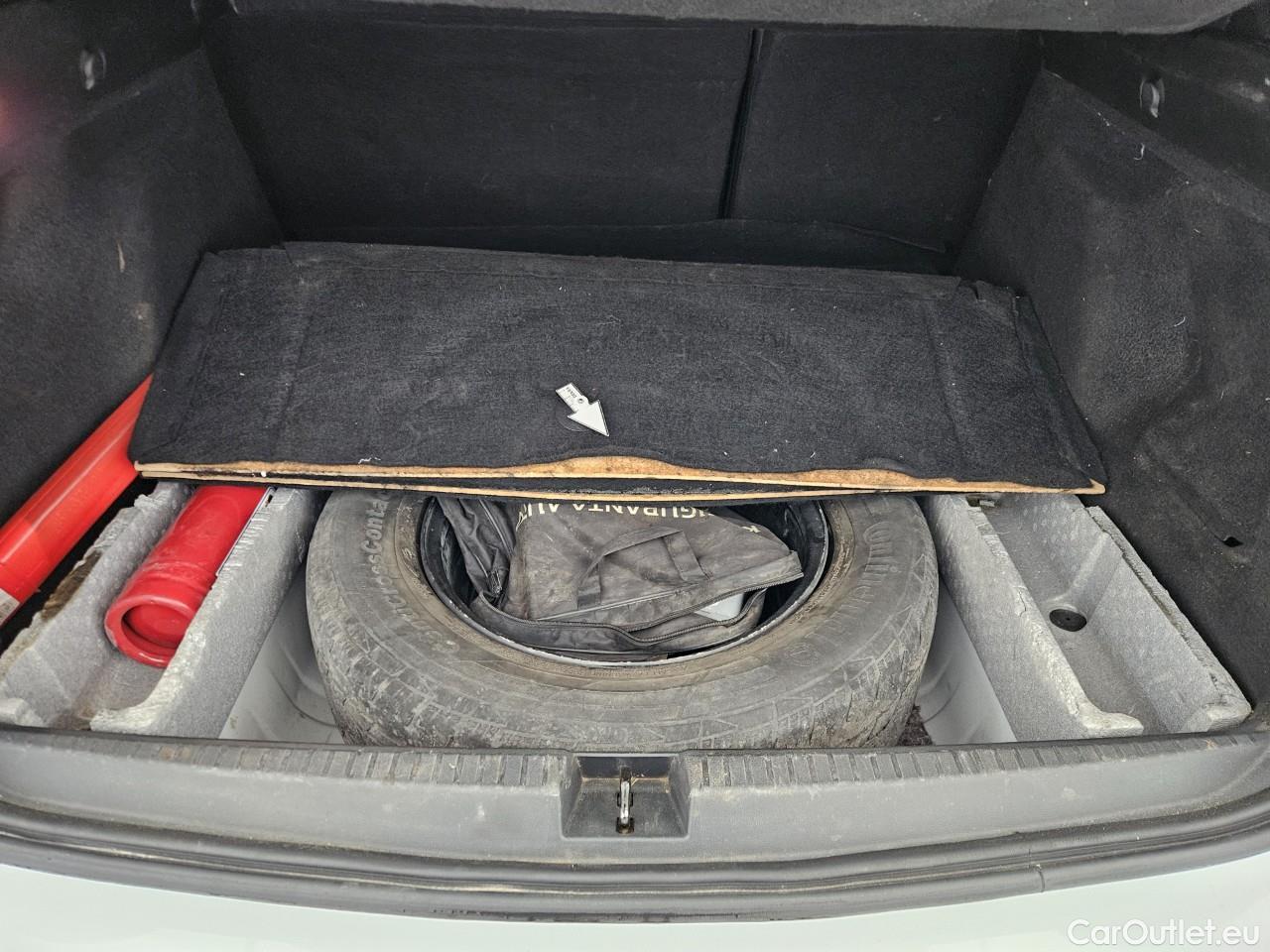  Dacia  Duster 1.5 Blue dCi 115CP Comfort 4WD #68