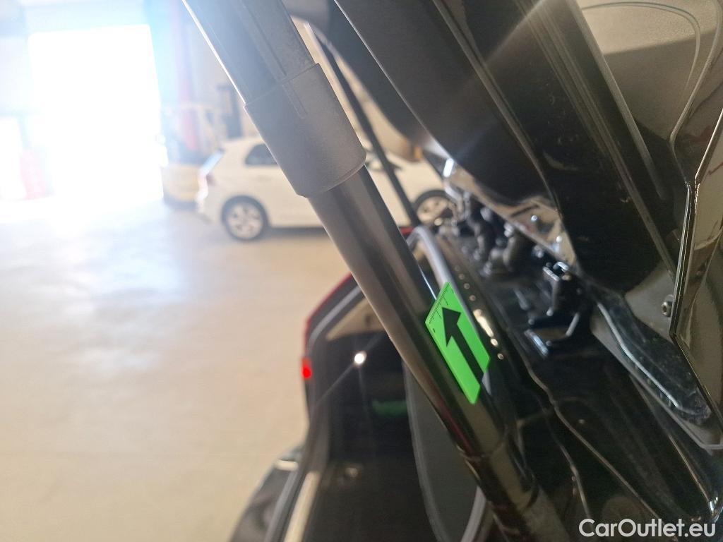  Volvo  V60 2.0 B4 D 197CP Momentum Pro AT8 #14