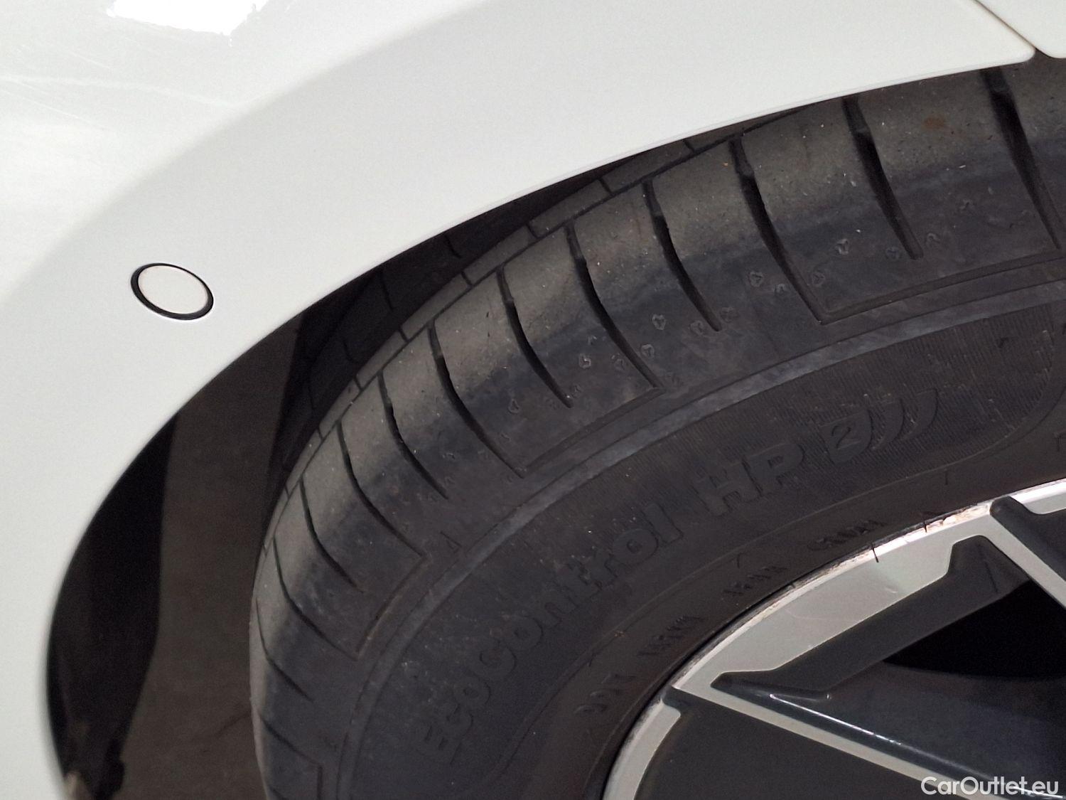  Bmw  Serie 3 BMW, 3-serie '18, BMW 3 Reeks Berline 318d (110 kW) 4d #19