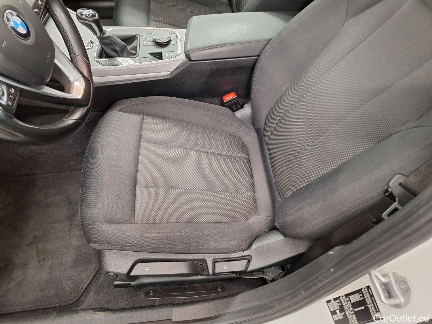  Bmw  Serie 3 BMW, 3-serie '18, BMW 3 Reeks Berline 318d (110 kW) 4d #16