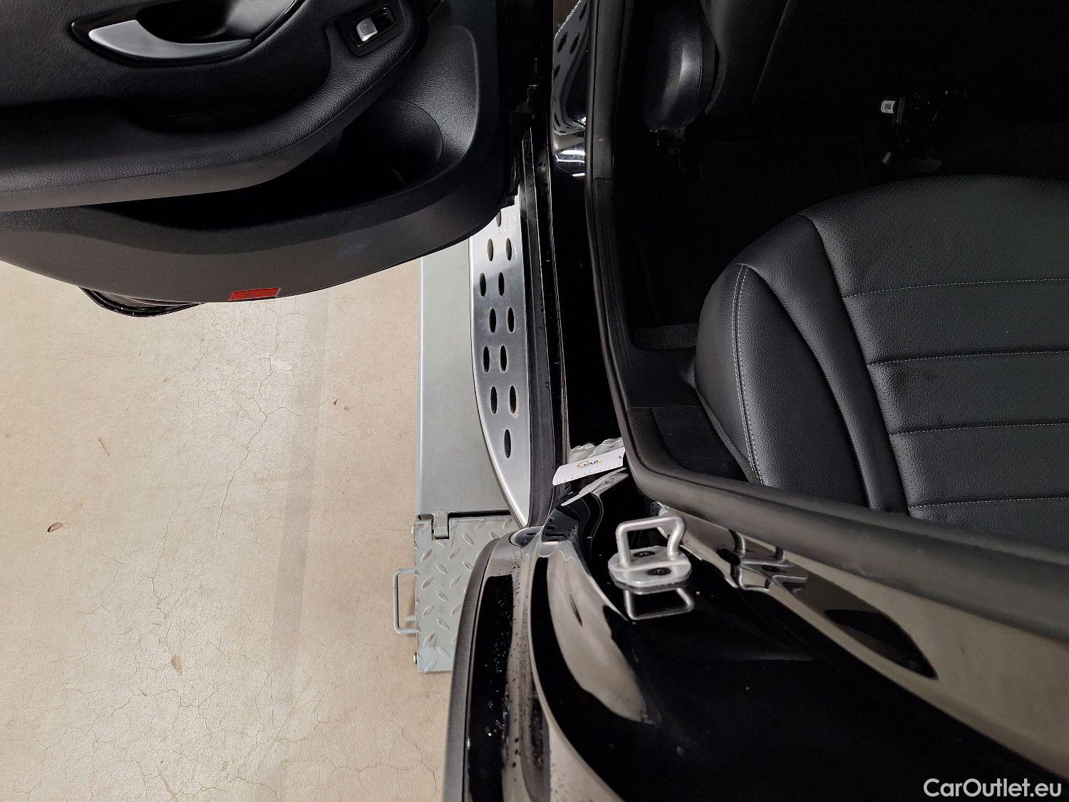  Mercedes  G-Klasee Mercedes, GLC Coupé FL'19 PHEV, Mercedes-Benz GLC Coupé GLC 300 de 4MATIC 5d #11