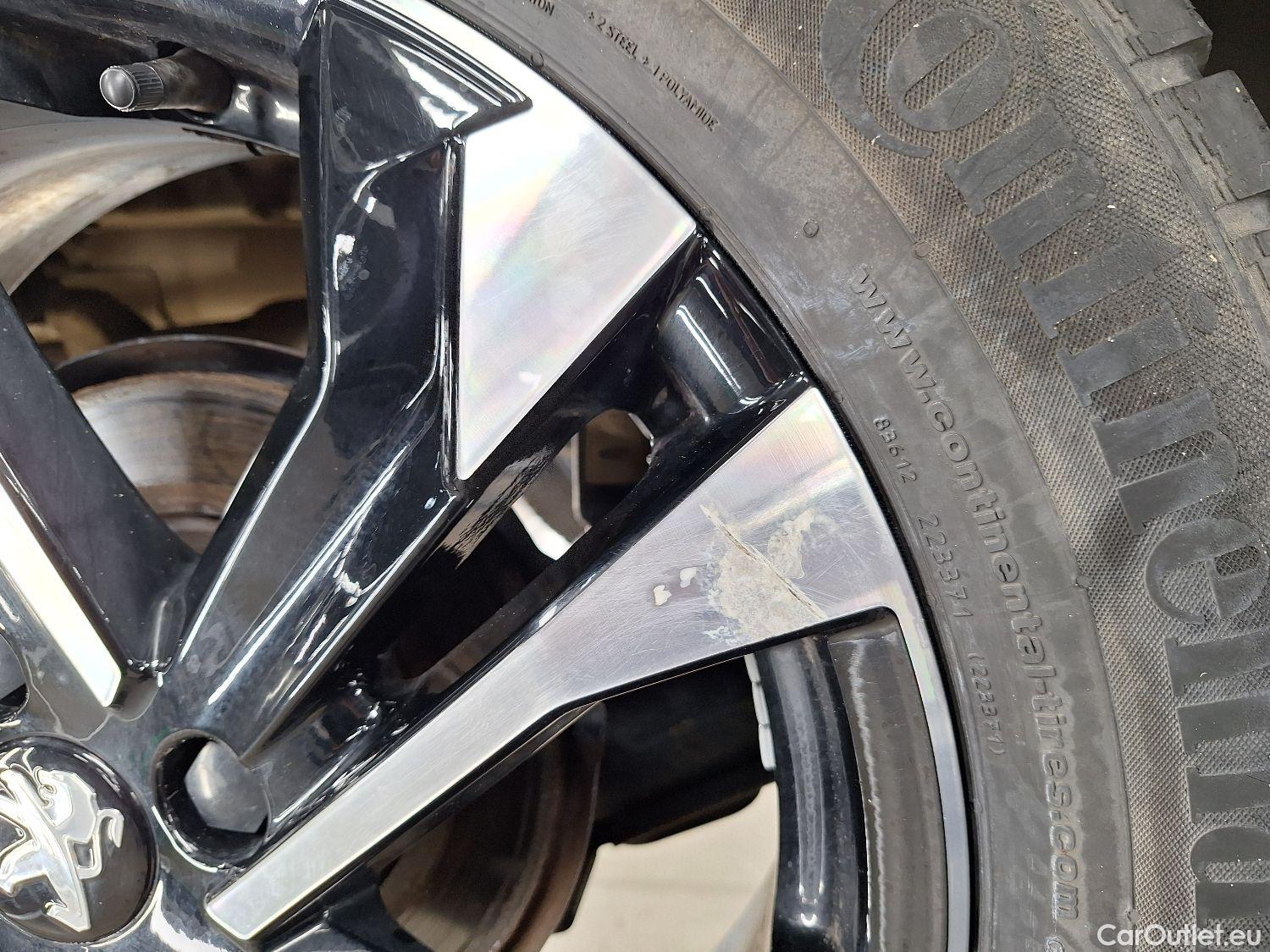  Peugeot  2008 Peugeot,  '19, Peugeot  1.5 BlueHDi 96kW S&S EAT8 Allure 5d #2