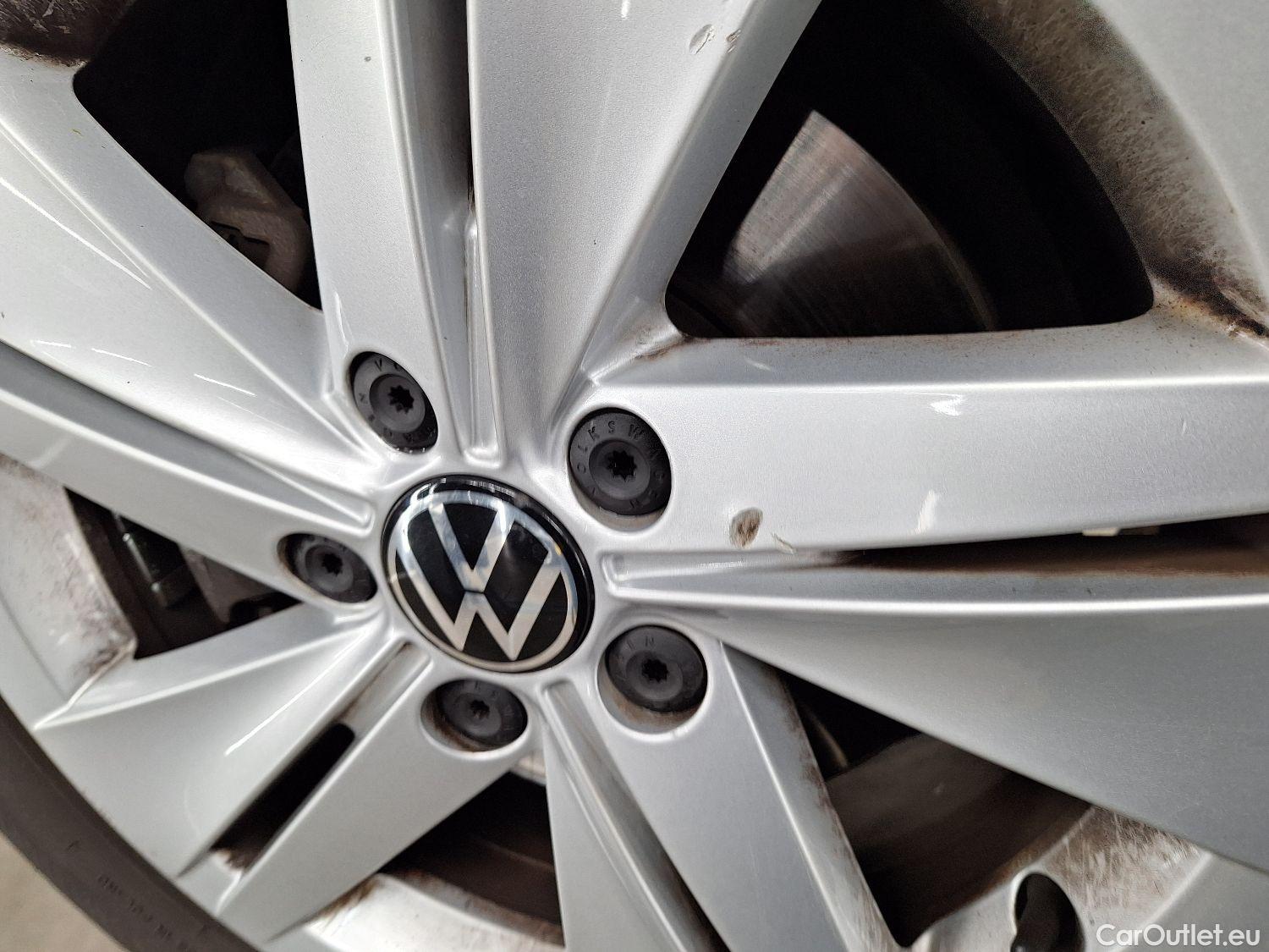  Volkswagen  Golf  VW, VIII '20, Volkswagen VIII 1.0 TSI 81kW Life 5d #9