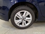  Volkswagen  Golf  VOLKSWAGEN / 2019 / 5P / BERLINA 2.0 TDI SCR 85KW LIFE DSG #18