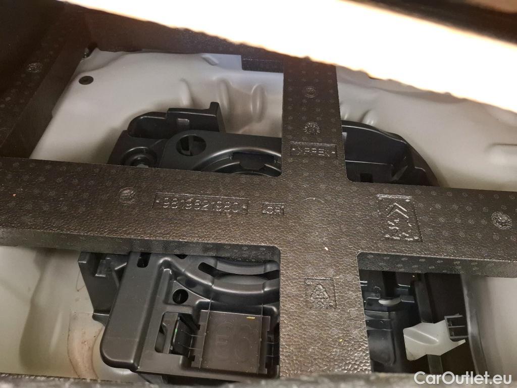  Citroen  C3 CITROEN  Société / 2020 / 5P / Berline BlueHDi 100 S&S BVM6 Feel Nav #16