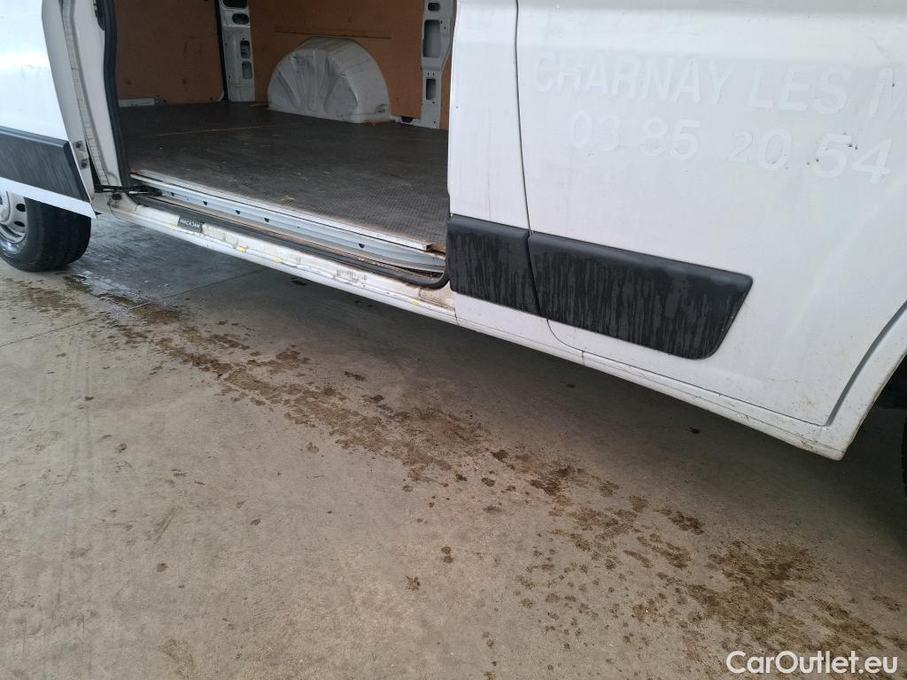  Fiat  Ducato FIAT  VU 4p Fourgon 3 0 M H2 2 0 Multijet 115 Pack Pro Nav #38