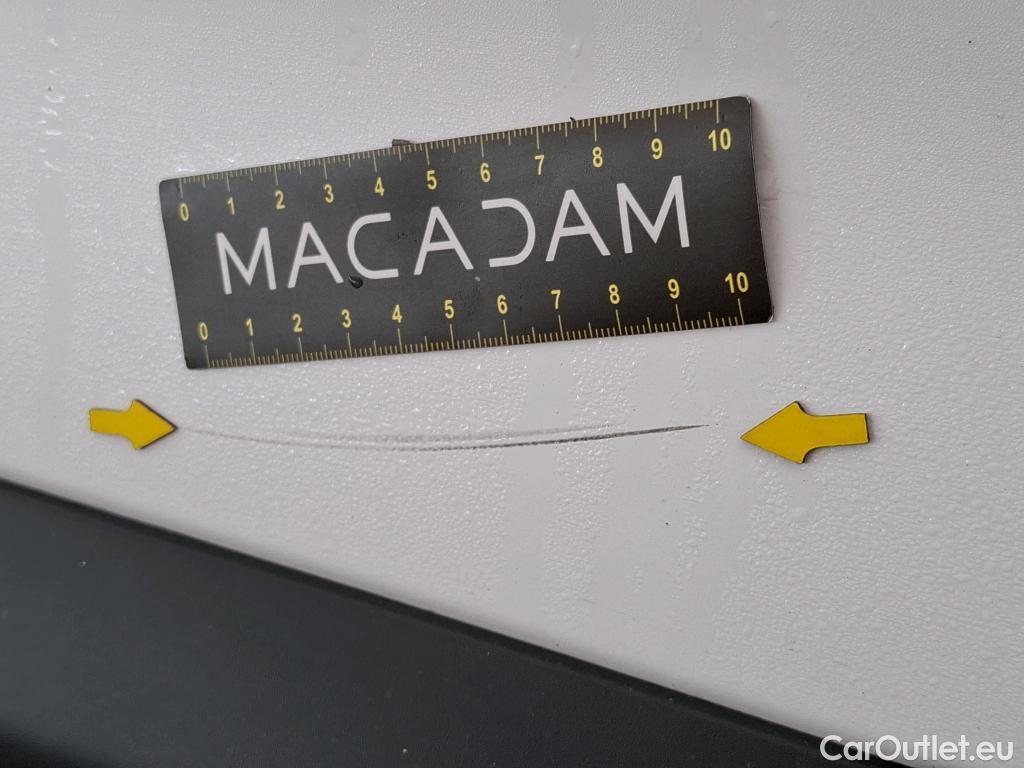  Opel  Combo OPEL  / 2018 / 4P / Fourgonnette 1.5 diesel 100chL1H1/stand CARGO PACK C #51