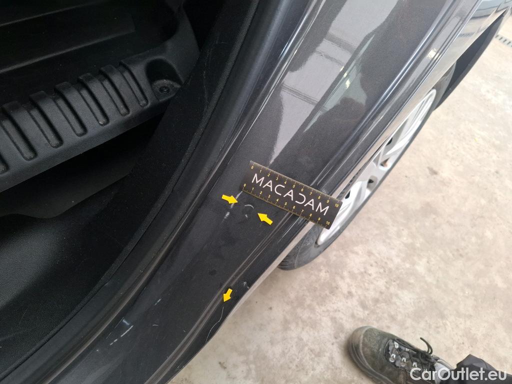  Peugeot  208  Affaire Premium 1.5 HDi 100CV BVM5 E6dT #83