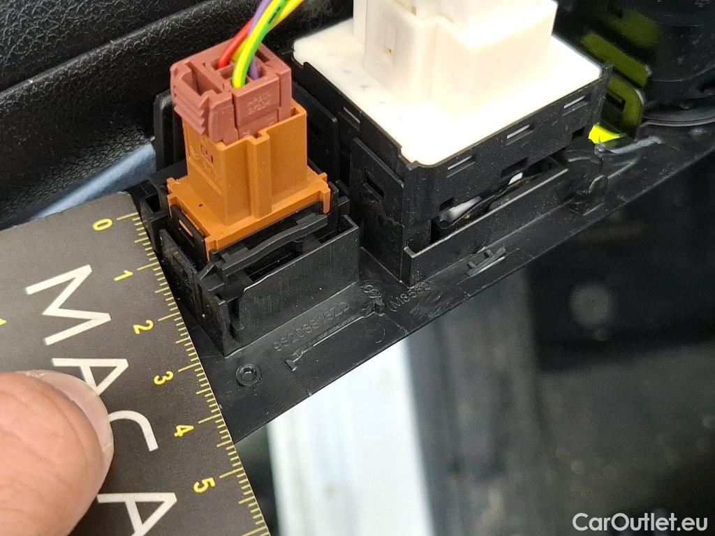  Peugeot  Partner PEUGEOT  VU 4p Fourgonnette BLUEHDI 100 S&S 950KG LONG GRIP #23