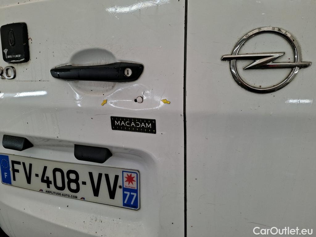  Opel  Vivaro OPEL  / 2019 / 4P / Fourgon tôlé 1.5 Diesel 120 ch L1 Pack Clim #4